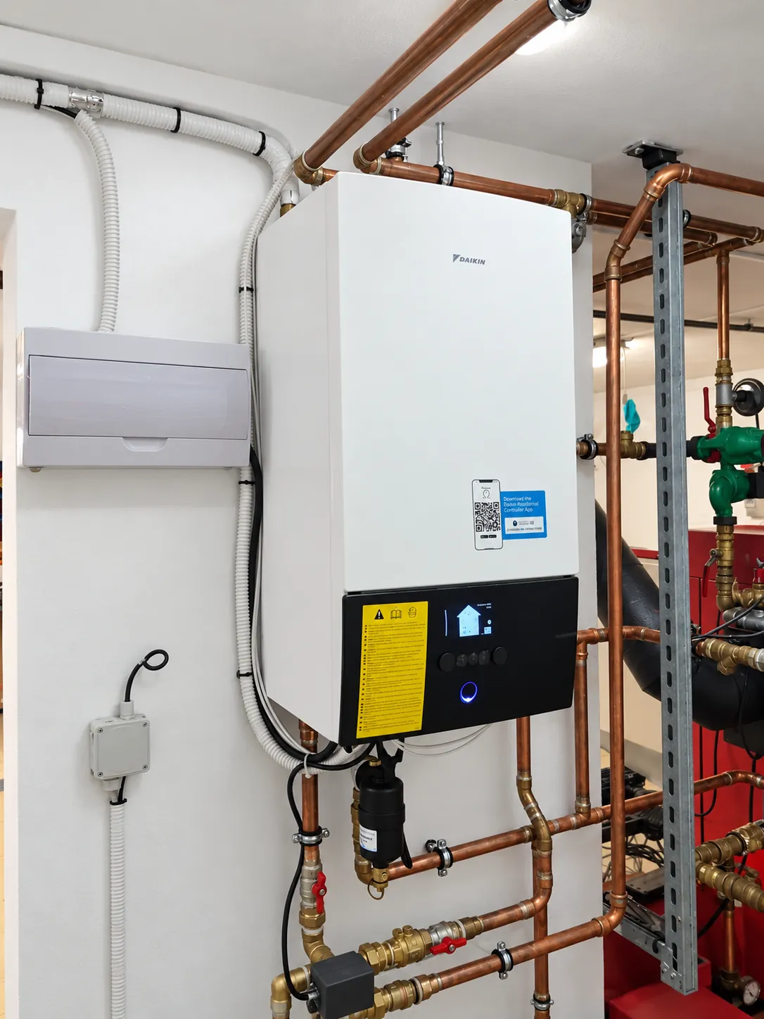 Vnútorná jednotka Daikin napojená na existujúcu vykurovaciu sústavu